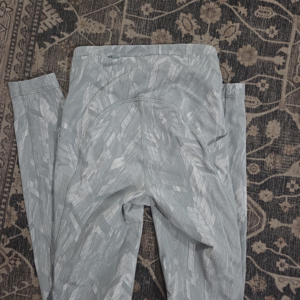 Gray Patterned Leggings Lululemon - image 1